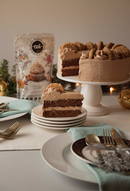 Cinnawin Cream Spice Cake with Foatmeal Cookies